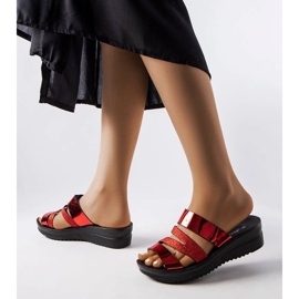 Elegantne lakirane cipele s visokom petom crna 2