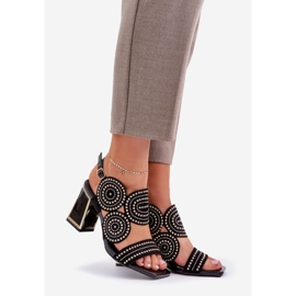 Ukrašene sandale na crnoj posta crna 1