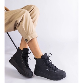 Crne tople čizme Lee Cooper LCJ-23-31-3028L crno 2