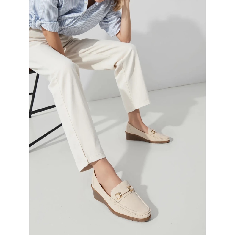 Ženske natičje od marelice 1