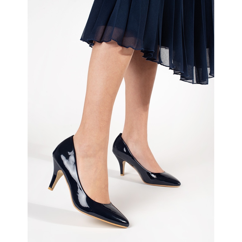 Tamnoplave lakirane štikle plava 1