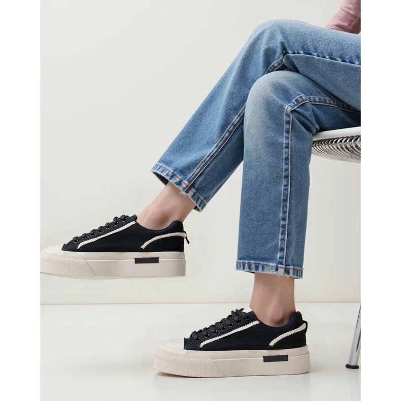 Ženske tenisice lunor crno crna 1