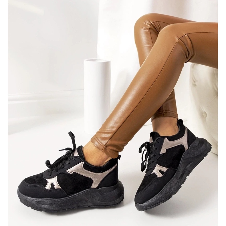 D/GMR Crne tenisice sa zlatnim Davisovim akcentima zlatna 2