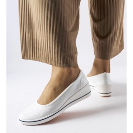 D/GMR Sjajne ekru balerinke s Morrison klinom bež 2