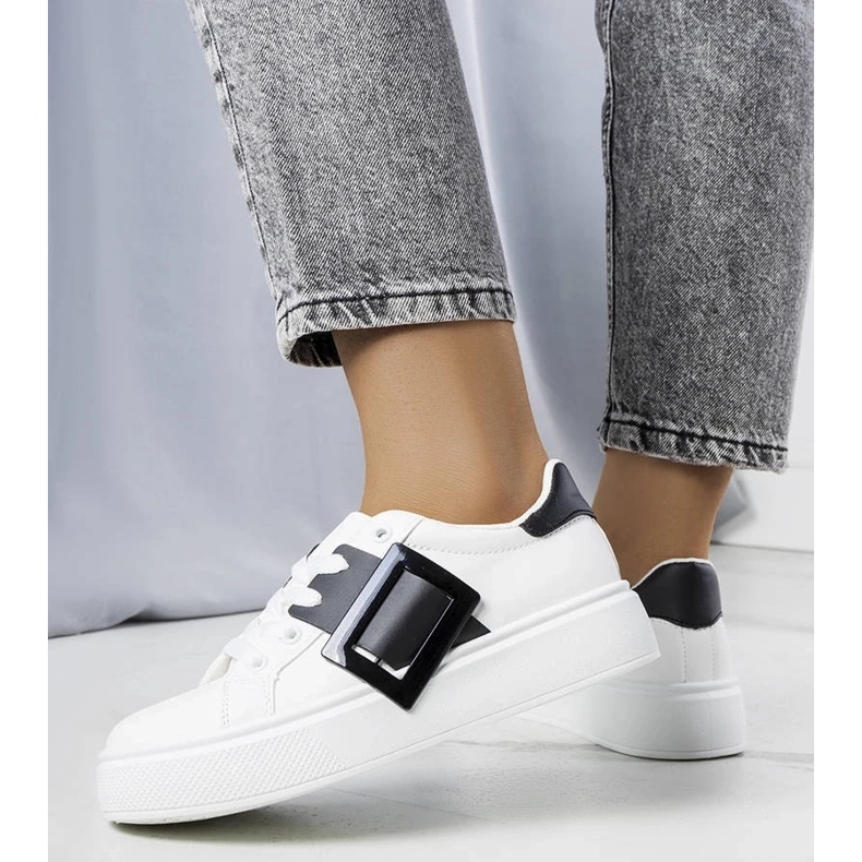 D/GMR Bijele tenisice ukrašene crnom Toni kopčom bijela 2