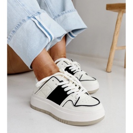 Bijele i bijele kožne tenisice na gustom potplatu Abrara bijela 1