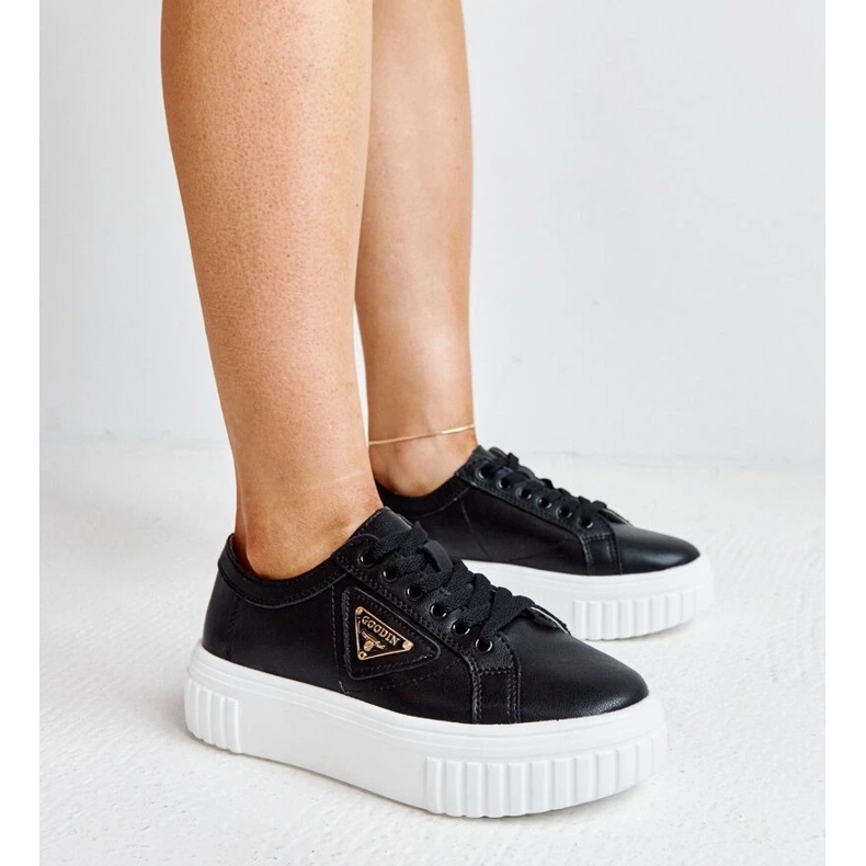 Crne kožne tenisice na gustom potplatu Attia crna 1