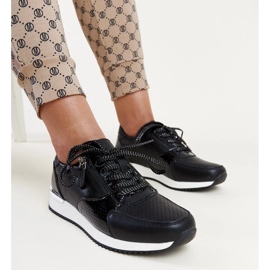 Crne kožne tenisice s metalnim umetkom Rida crno 2