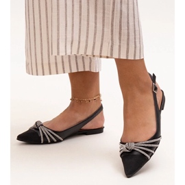 Balerinke sa špicastim vrhom i Sellar kamenčićima crno 1