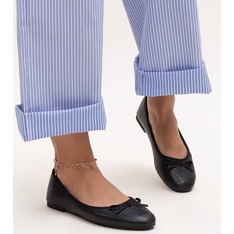 Crne balerinke s mašnom i kožnim umetkom Rosaly crno 1