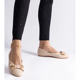 D/CEO Bež balerinke ukrašene Esdras mašnom i brošem 1