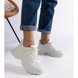 D/CEO Bijele sportske tenisice s masivnim Roxana potplatom bijela 2