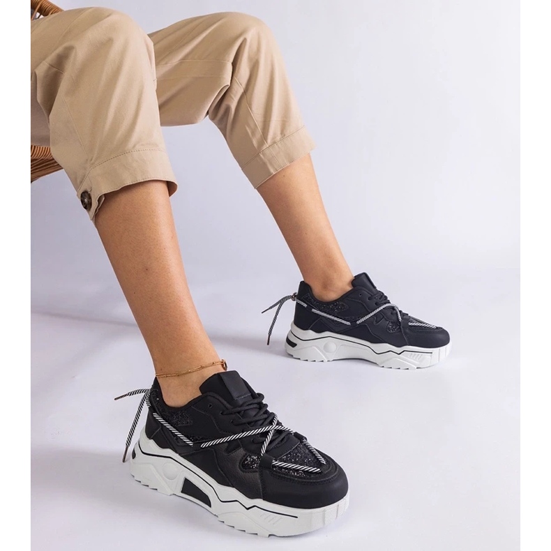 D/CEO Crne ženske tenisice sa Agar šljokicama crno 1