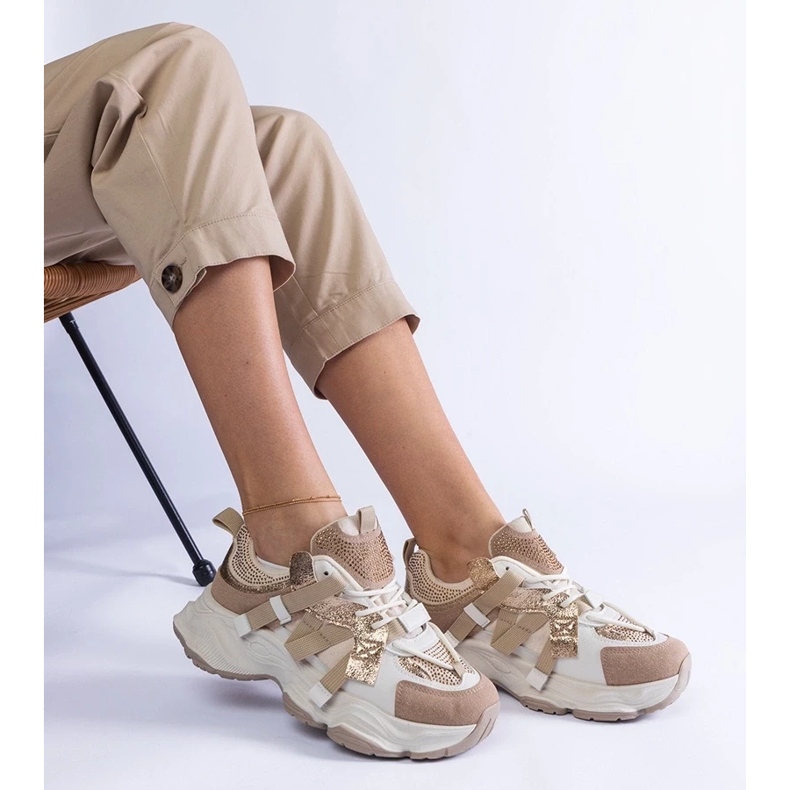 D/CEO Bež tenisice sa zlatnim umetcima Candra 1