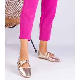 D/CEO Zlatne balerine izrađene od eko -odlazača ukrašene kopčama Emmarino zlatna 2