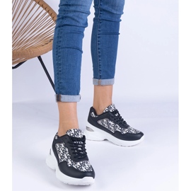 Crne ženske sportske tenisice s metalnim umetanjem crna 1