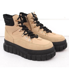 News Trappers na vijest platformi u EVE450B 1