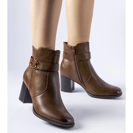 D/CEO Smeđe izolirane gležnjače od Muscoline smeđa 1