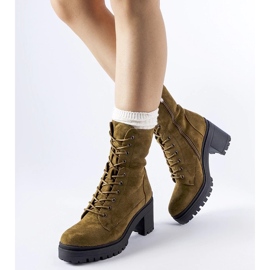 D/CEO Zelene izolirane čizme s niskom petom iz Cottija zelena 1