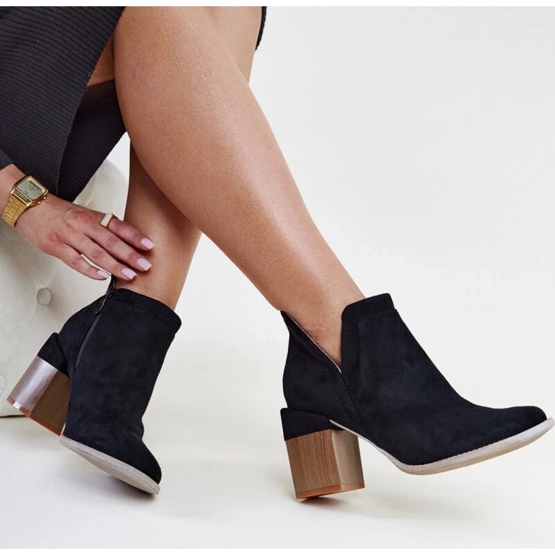 D/CEO Crne izolirane asimetrične čizme s Vanja blokom crna 2