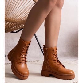 D/CEO Smeđe izolirane klasične čizme Edmunda smeđa 1