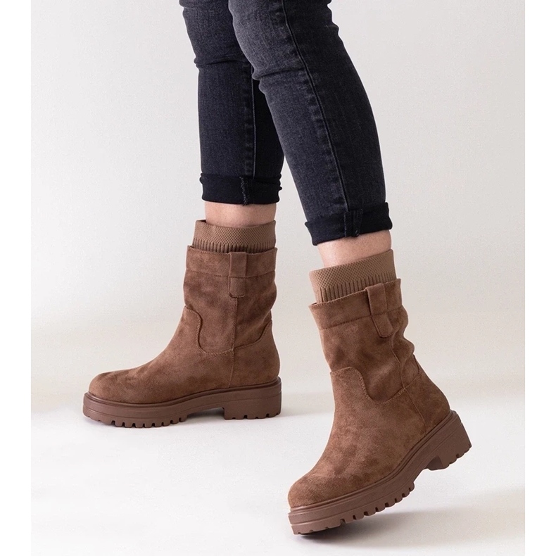 D/CEO Smeđe gležnjače na natikače s Ralia čarapom smeđa 1