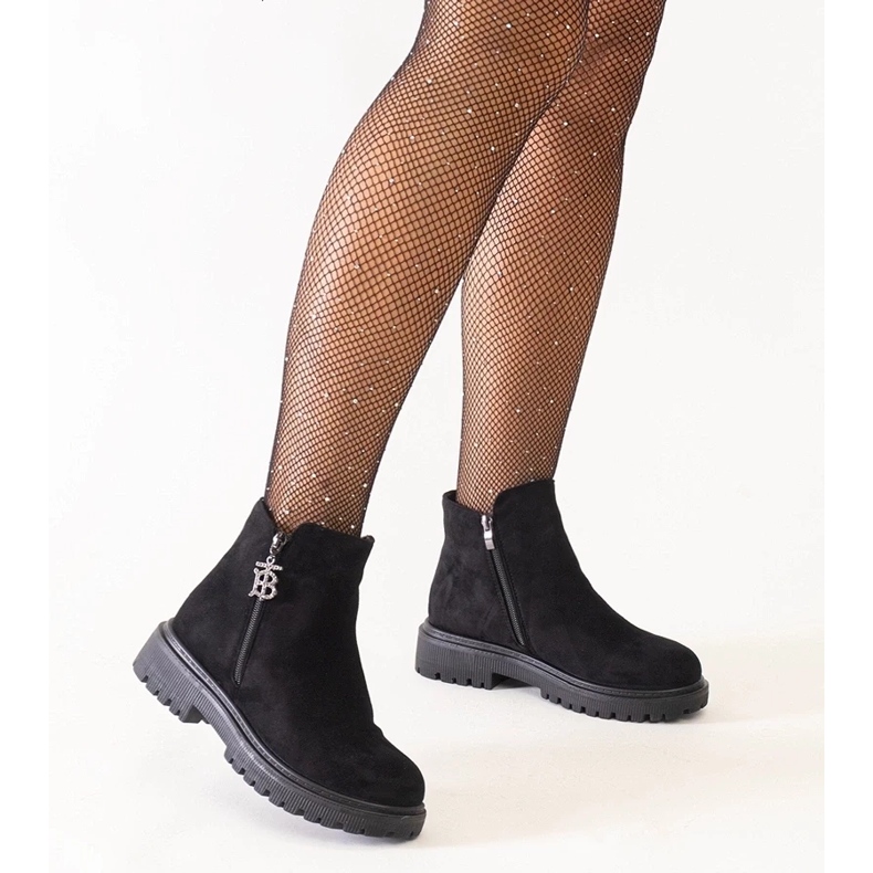 D/CEO Crne gležnjače s ukrasnim privjeskom na Melane platformi od eko brušene kože crna 2