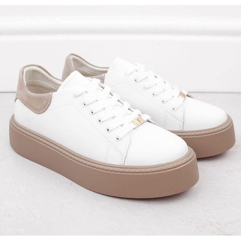 Sportske cipele na bijeloj platformi Filippo Paw546a bijela 1