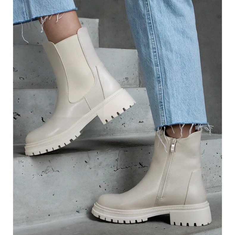 D/CEO Bež izo čizme sa patentnim zatvaračem, eko koža Alia 1