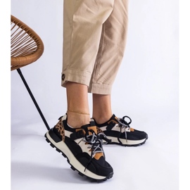 D/CEO Crne tenisice ukrašene životinjskim motivom Soria crno 2