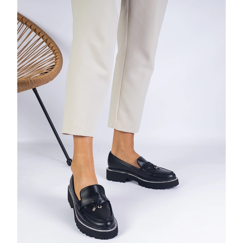 Crne mokasine ukrašene kamenčićima crna 1