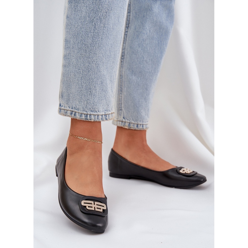 Balerine na ravnom potplatu s crnim ukrasom crna 2