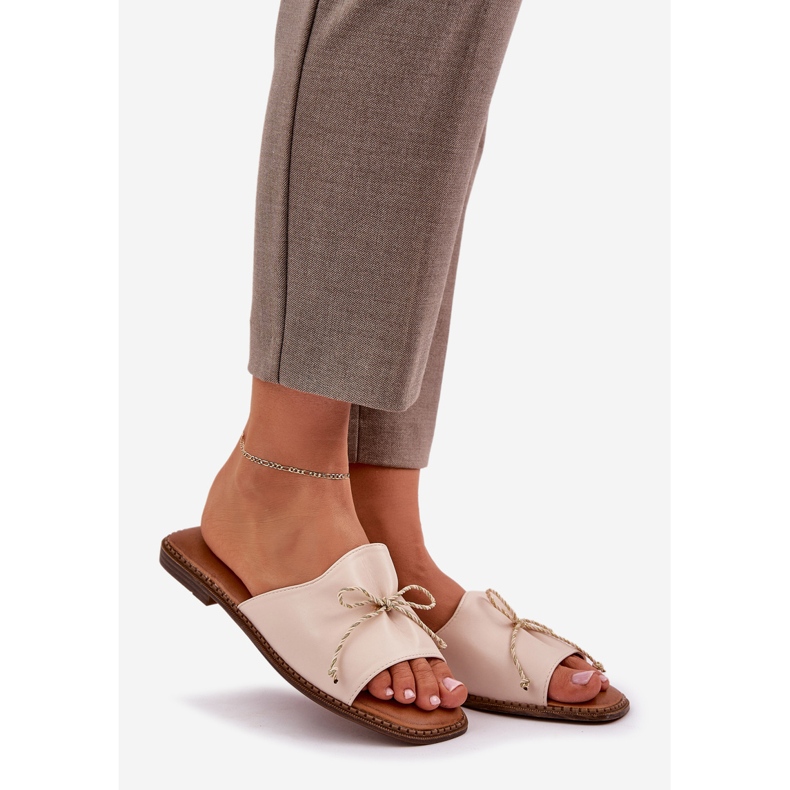 Ravni potplati s ukrasnim bež lukom 1