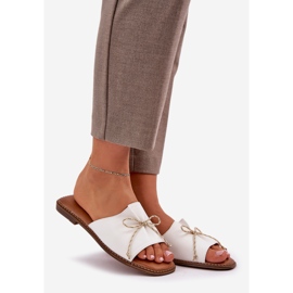 Ravni potplatnici s ukrasnim lukom bijeli bijela 1