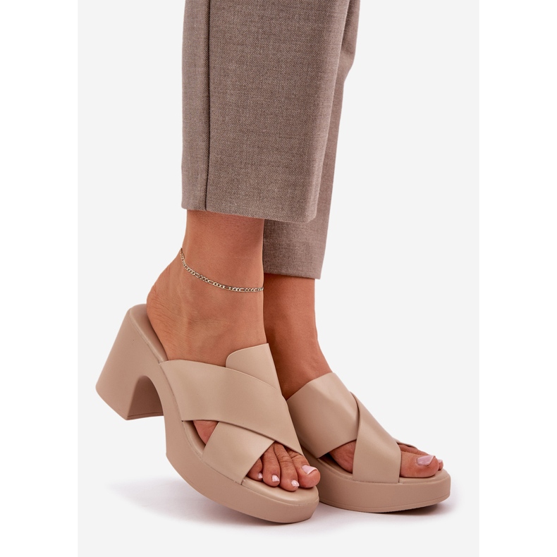 Lagana odjeća -flops -flops na eko kožnom postu bež 1