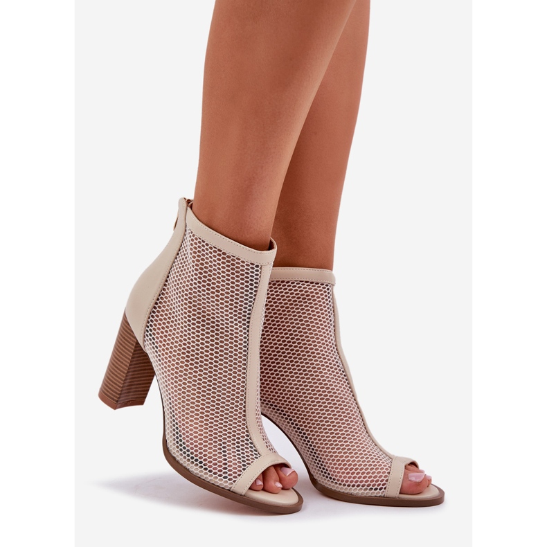 Sandale na posta s gornjom bežom 1