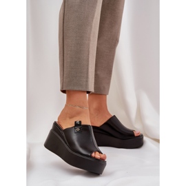 Papuče na platformi i klina Eko crna koža 2