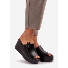 Papuče na platformi i klina Eko crna koža 1