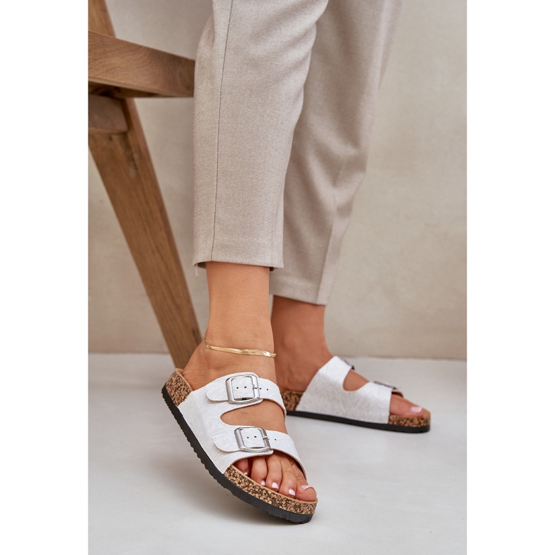 Materijal lepršavi na jahama od pluta s stezaljkama svijetlo sivim bijela 2