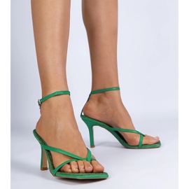 Zelene sandale japanske na szpilki zelena 1