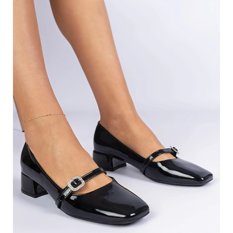 Crne elegantne pumpe ukrašene cirkonima crno 2