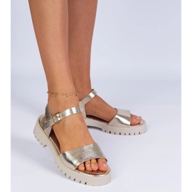 Zlatne sandale s zlatnim čelom 1