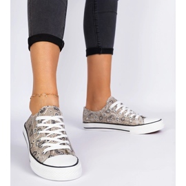 Smeđe ženske materijalne tenisice u aztec stilu smeđa 1