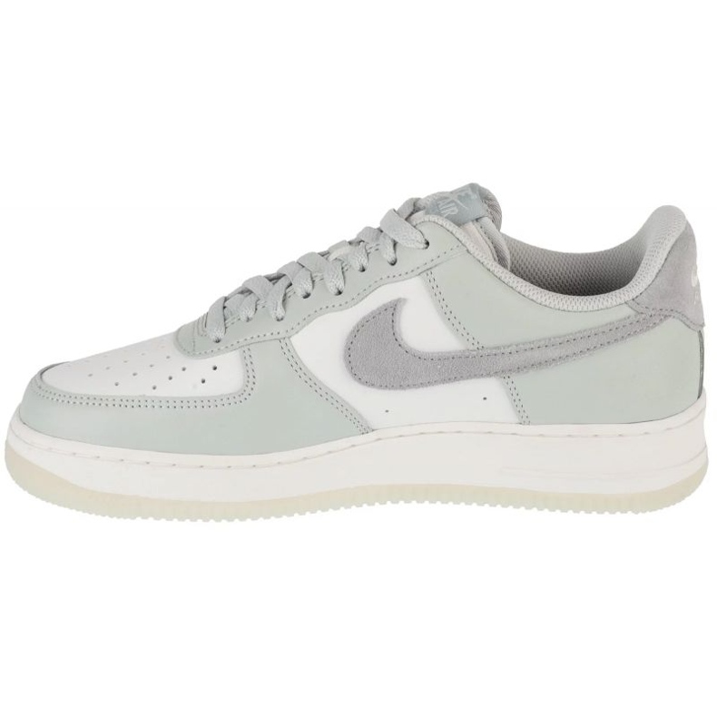 Nike Air Force 1 07 LV8 FJ4170-003 Cipele bijela 1