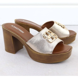 Ženske papuče na pošti i platformi Złote M. Daszyński MR24146-3 zlatni 2