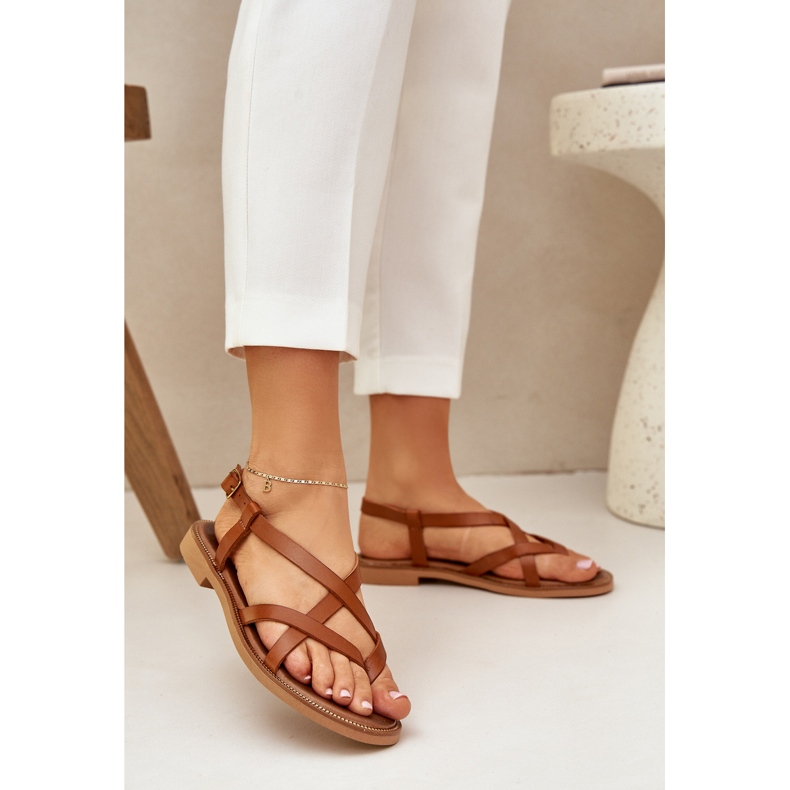 Kožne ravne sandale s isprepletenim Zazoo 40429 smeđe naramenice smeđa 2