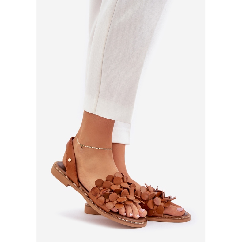 Kožne sandale s ravnim potpeticama Zazoo 40425 smeđa 1