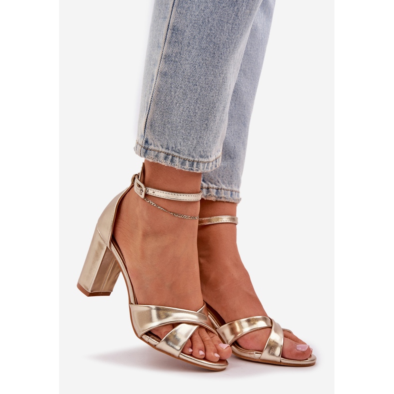 Sandale na barbularnoj peti s eko kožom zlatom zlatni 1