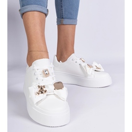 Ženske bijele tenisice ukrašene medvjedom bijela 1