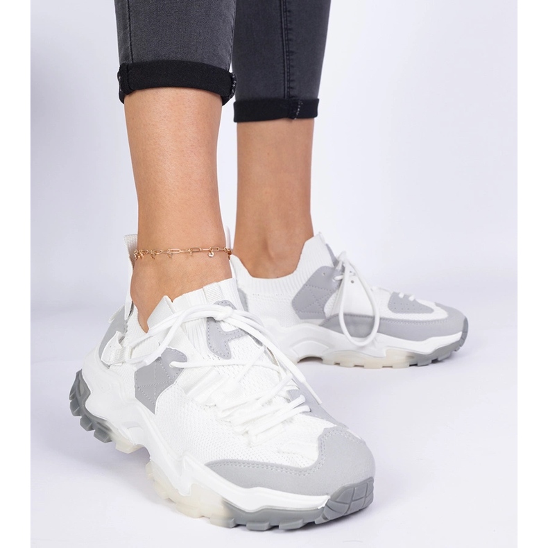 Tenisice bijelih žena s gornjim dijelom soka bijela 1